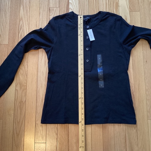 NWT Banana Republic Black Cotton Henley Size Medium - Picture 7 of 8